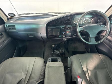 1993-Toyota-Land-Cruiser-80-45-GX-Station-Wagon_1