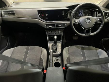 2020-Volkswagen-Polo-10-TSI-Highline-Auto-85kW_11