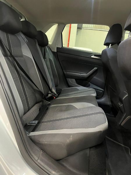 2020-Volkswagen-Polo-10-TSI-Highline-Auto-85kW_12