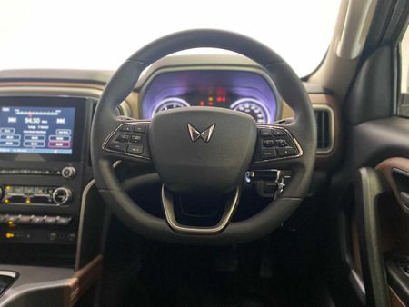 2026-Mahindra-Scorpio-N-22D-Auto-Z4_15
