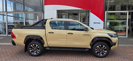 2025-Toyota-Hilux-28-GD-6-RB-Legend-55-4x4-Auto-Double-Cab_0