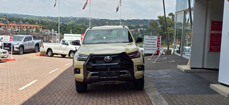 2025-Toyota-Hilux-28-GD-6-RB-Legend-55-4x4-Auto-Double-Cab_1