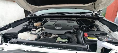 2025-Toyota-Hilux-24-GD-6-SRX-4x4-Single-Cab_21