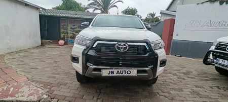 2025-Toyota-Hilux-24-GD-6-SRX-4x4-Single-Cab_5