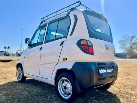 2021-Bajaj-Qute-Qcar_5