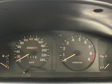 1998-Toyota-Corolla-RSi-20v_2