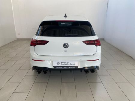 2025-Volkswagen-Golf-8-20-TSI-R-DSG_4