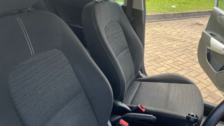 2021-Kia-Picanto-10-Style-Auto_11
