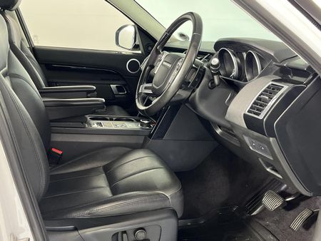 2018-Land-Rover-Discovery-30-TD6-SE_9