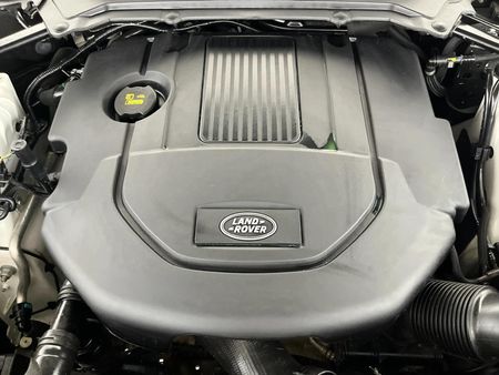 2018-Land-Rover-Discovery-30-TD6-SE_13