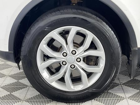 2018-Land-Rover-Discovery-30-TD6-SE_4