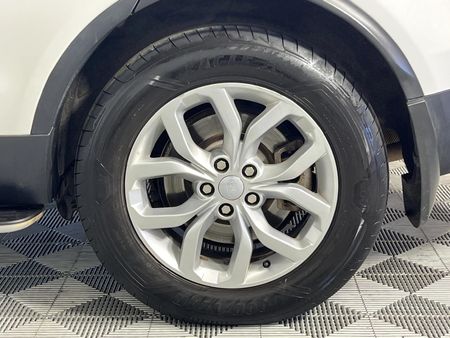 2018-Land-Rover-Discovery-30-TD6-SE_6