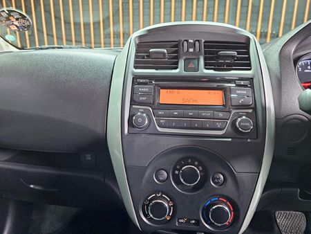 2019-Nissan-Almera-15-Acenta-Auto_12