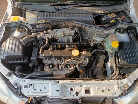 2003-Opel-Corsa-16-Sport_11