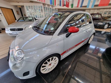 2013-Abarth-500-essesse_0