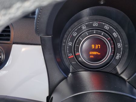 2013-Abarth-500-essesse_11