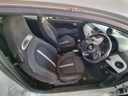 2013-Abarth-500-essesse_12