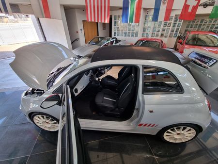 2013-Abarth-500-essesse_17