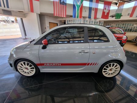 2013-Abarth-500-essesse_7