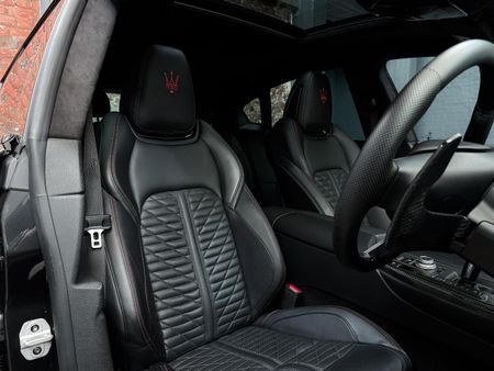 2021-Maserati-Levante-Trofeo_14
