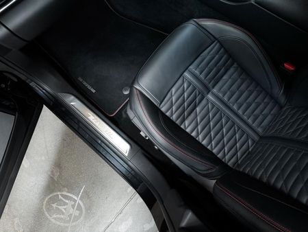 2021-Maserati-Levante-Trofeo_17