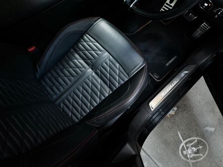 2021-Maserati-Levante-Trofeo_18