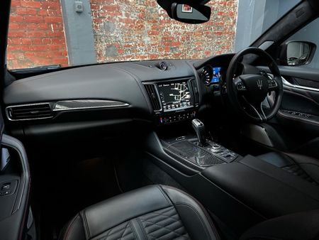 2021-Maserati-Levante-Trofeo_22