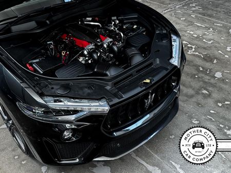 2021-Maserati-Levante-Trofeo_27