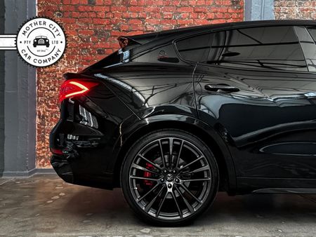 2021-Maserati-Levante-Trofeo_8