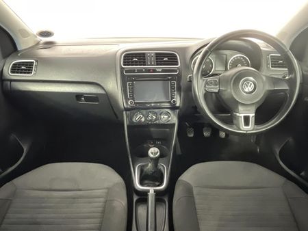 2012-Volkswagen-Polo-16-TDI-Comfortline-5-dr_1