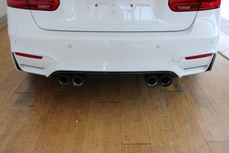 2016-BMW-M3-M3-M-DCT-F80_9