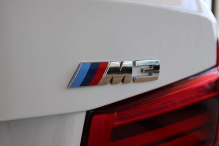 2016-BMW-M3-M3-M-DCT-F80_11