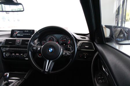 2016-BMW-M3-M3-M-DCT-F80_33
