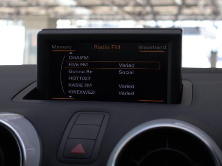 2014-Audi-A1-Sportback-14-TFSI-Ambition-S-Line-Auto-136kW_16