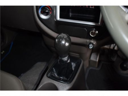 2022-Hyundai-H100-Bakkie-26D-Dropside_10