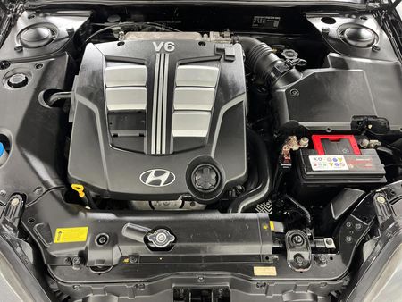 2005-Hyundai-Tiburon-27-V6_11