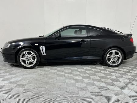2005-Hyundai-Tiburon-27-V6_17