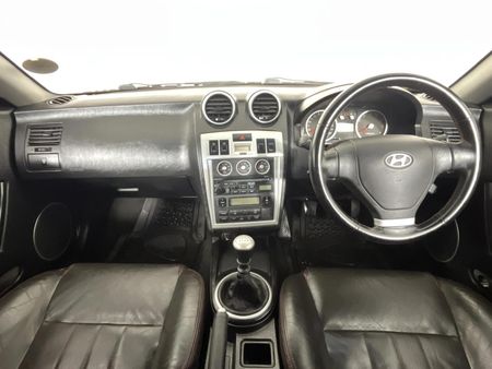 2005-Hyundai-Tiburon-27-V6_1