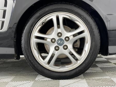 2005-Hyundai-Tiburon-27-V6_3