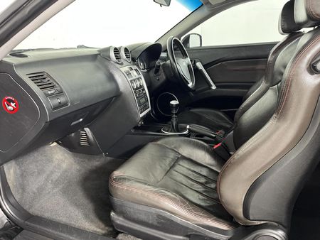 2005-Hyundai-Tiburon-27-V6_7