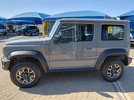 2026-Suzuki-Jimny-15-GLX_8