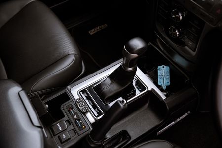 2023-Toyota-Land-Cruiser-Prado-28-GD-VX-L-Auto_13