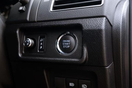 2023-Toyota-Land-Cruiser-Prado-28-GD-VX-L-Auto_18