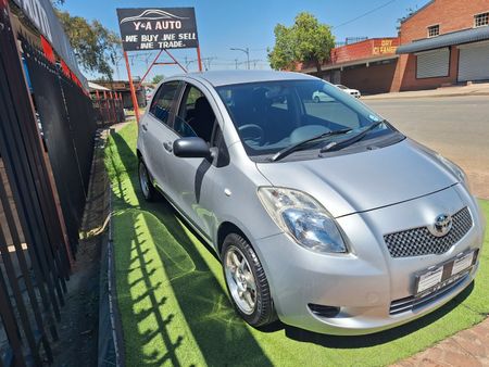 2006-Toyota-Yaris-T3-5-dr_2