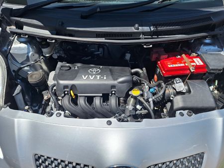 2006-Toyota-Yaris-T3-5-dr_5