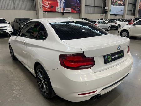2020-BMW-2-Series-220i-Coupe-Sport-Line-Shadow-Edition_4