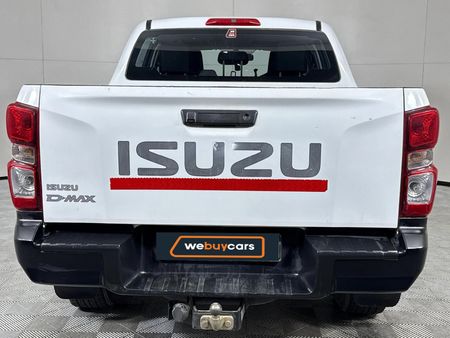 2023-Isuzu-D-Max-19-DDI-HR-L-Double-Cab_17