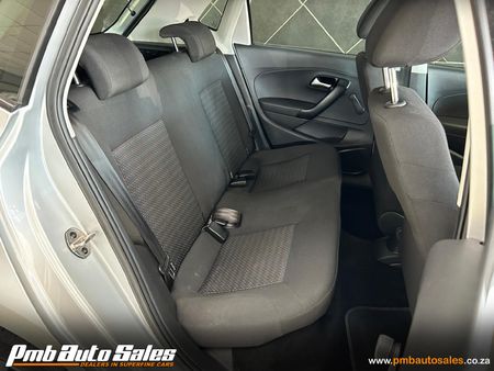 2020-Volkswagen-Polo-Vivo-14-Trendline-5-dr_11