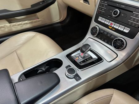 2017-Mercedes-Benz-SLC-300-Auto_11