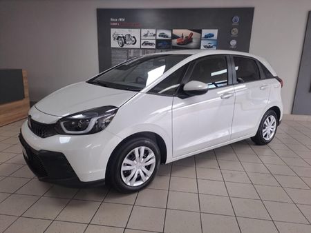 2025-Honda-Fit-15-Comfort_0